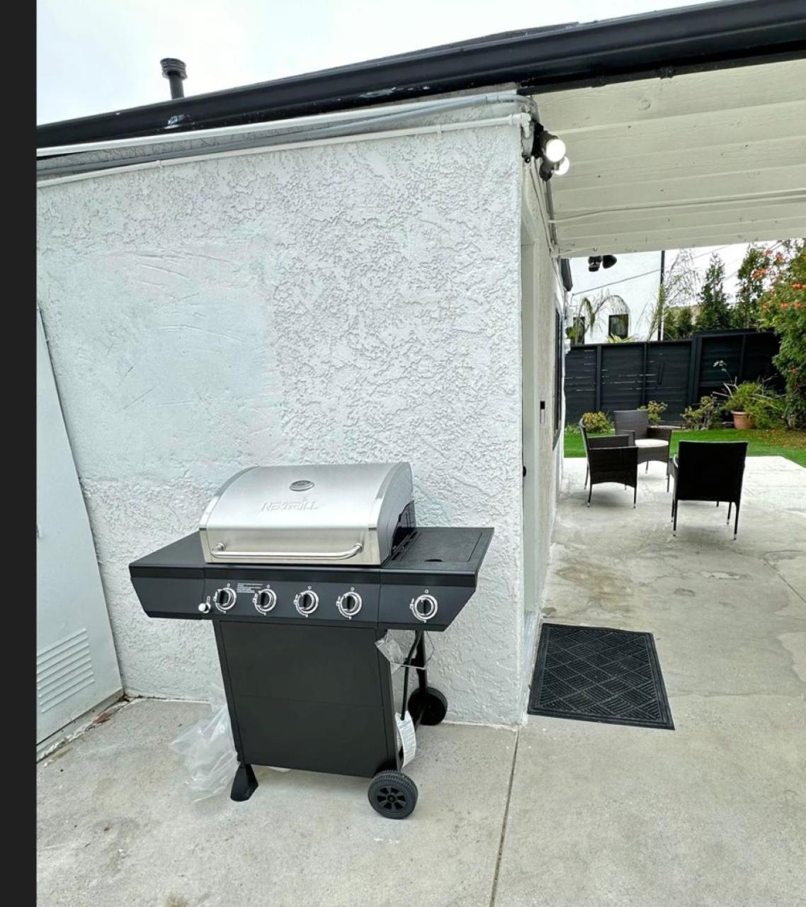 Apartment Modern Stylish &cozy Right Unit Los Angeles